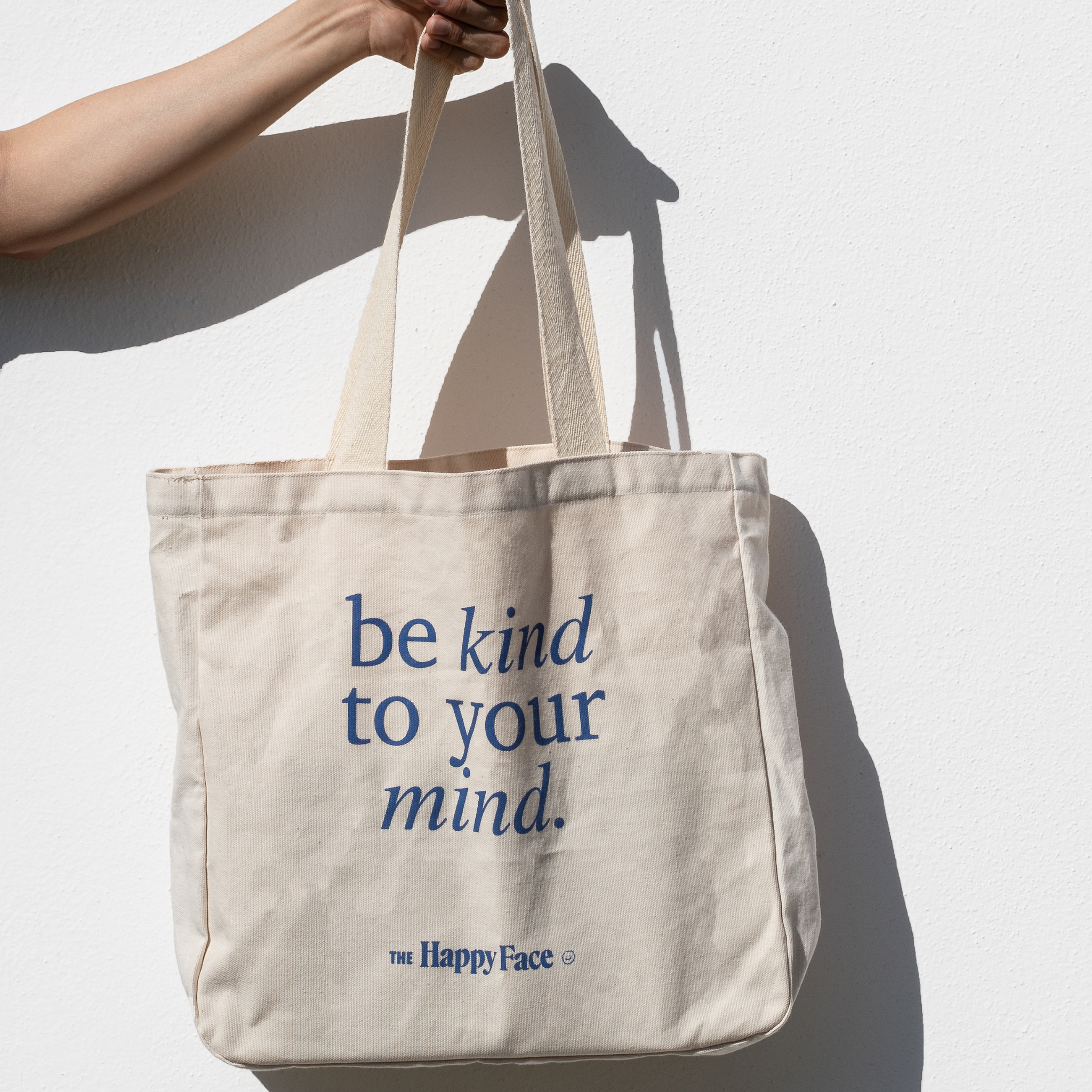 TOTEBAGTHEHAPPYFACE.png