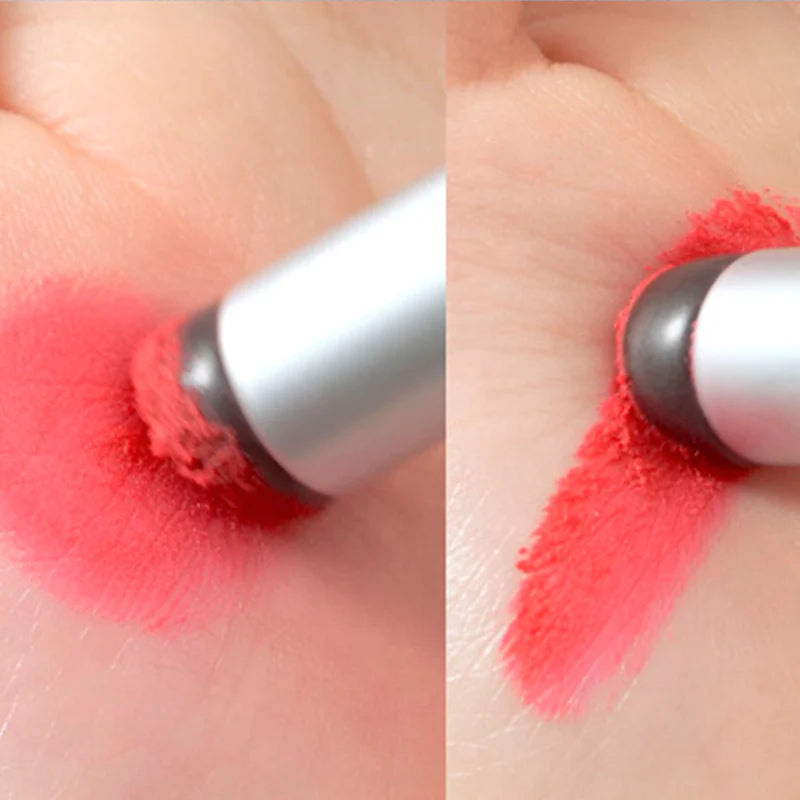 Fwee_-_Fingerlike_Silicone_Lip_BrushTheHappyFace3.webp