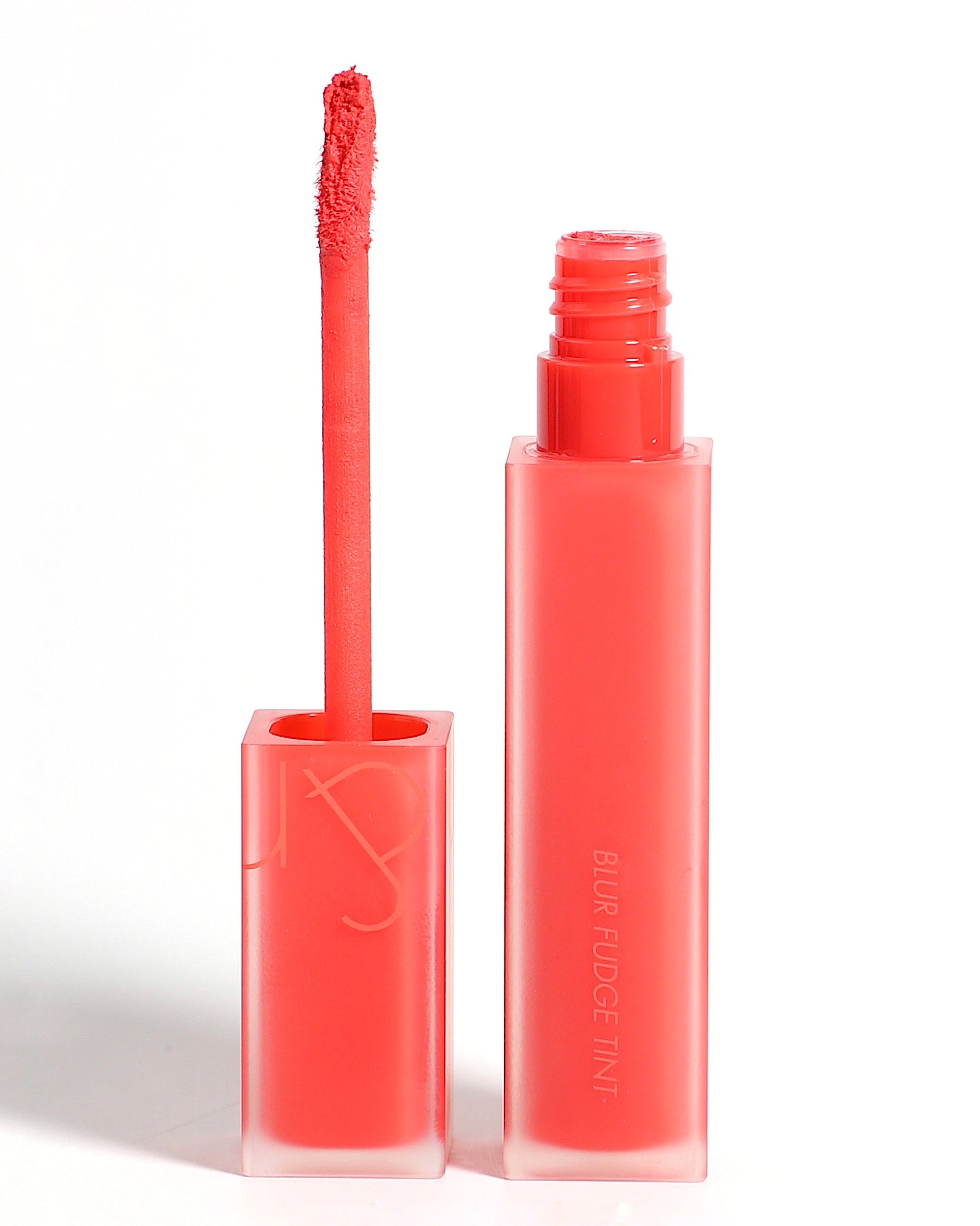 Blur Fudge Tint #09 Coral Jubilee | Tinta Mate de larga duración - The Happy Face Co.